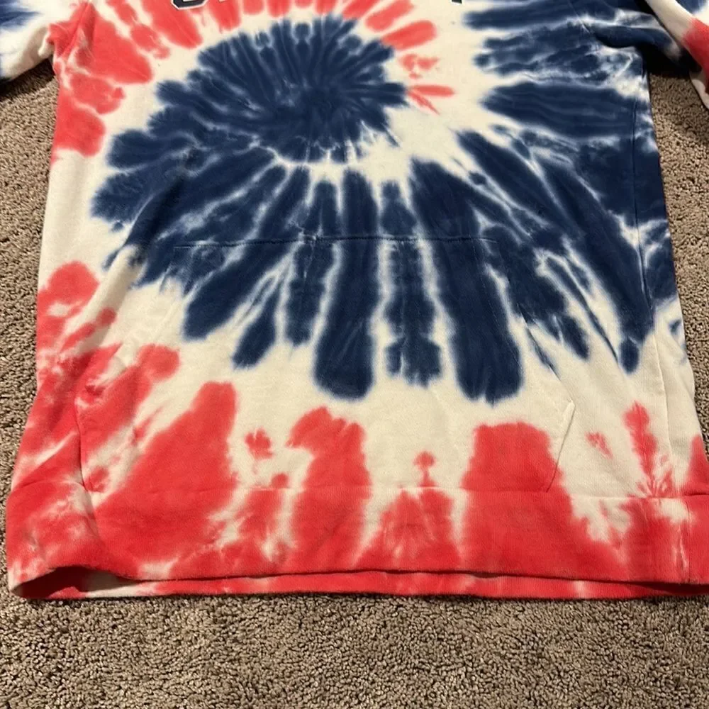 4th of July sweatshirt! Perfect for the beach! Size XL 14-16